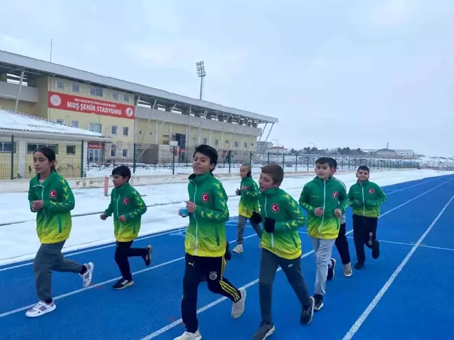 Muş'ta Atletizm Antrenmanları Hızla Devam Ediyor