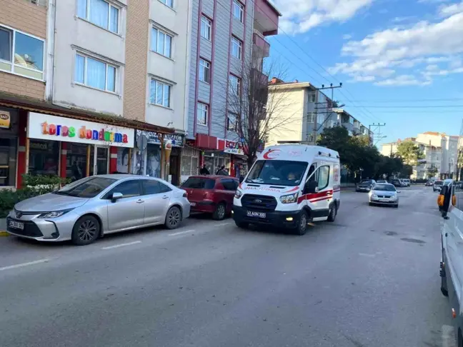 Kocaeli'de Tabancasını Temizleyen Kişi Kazara Yaralandı