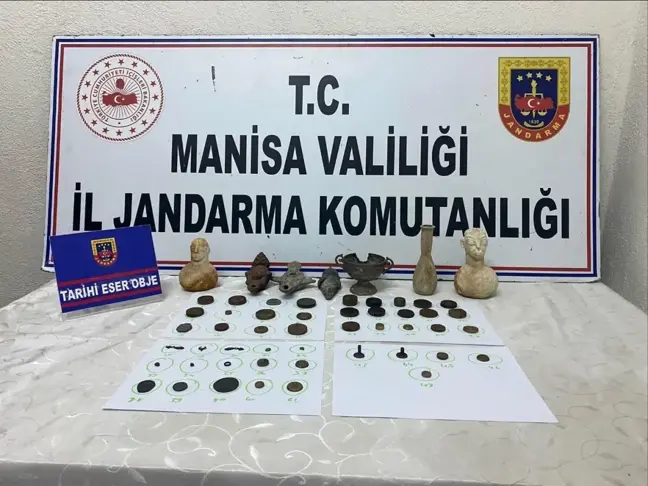 Manisa'da Jandarma Tarihi Eserlere El Koydu