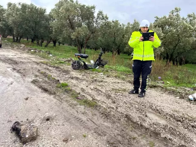 Geyve'de Elektrikli Bisiklet Sürücüsü Yaralandı