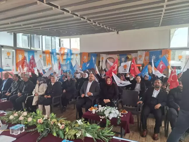 AK Parti Selendi İlçe Kadın Kolları Kongresi Yapıldı