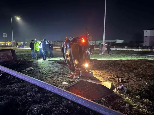 Tekirdağ'da Takla Atan Araçta İki Kişi Yaralandı