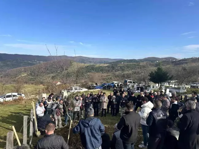 Kıbrıs Gazisi Mehmet Özmen, Son Yolculuğuna Uğurlandı