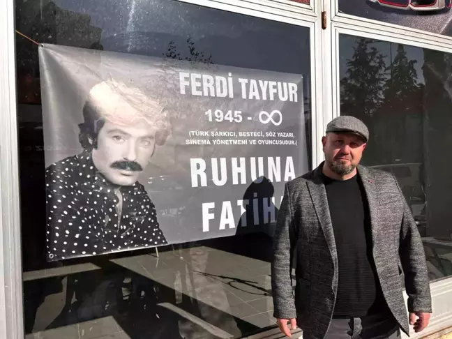 Ferdi Tayfur Anısına Pişi Dağıtımı