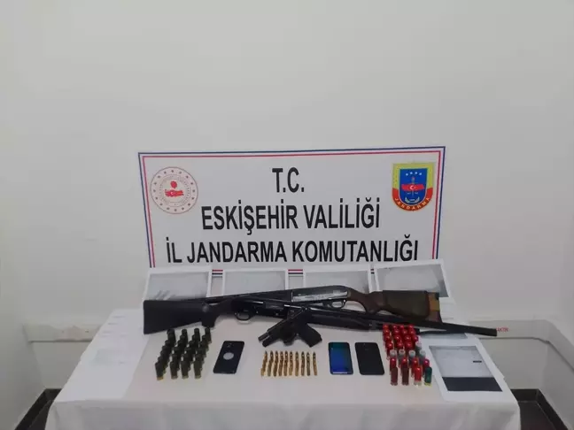 Eskişehir'de Tefecilik Operasyonu: 3 Zanlı Gözaltında