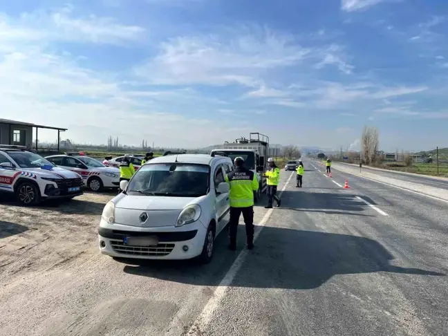 Aydın'da Havadan Trafik Denetimi: 139 Araç Kontrol Edildi