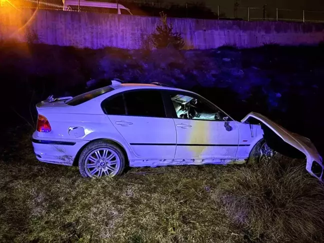 Kastamonu'da Şarampole Uçan Otomobilde 2 Yaralı