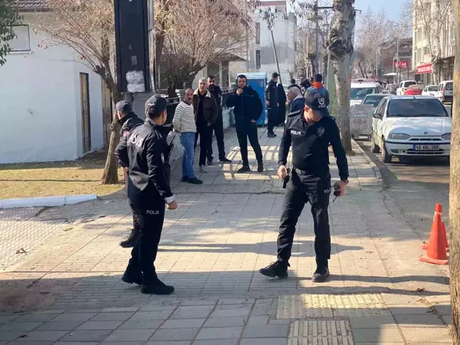 Adıyaman'da Park Önünde Silahlı Saldırı: Bir Kişi Yaralandı