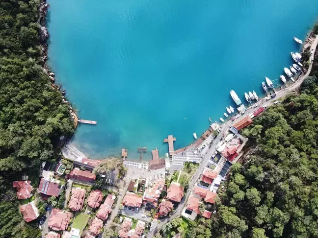 Muğla Ula'da İmara Aykırı Yapı ve İskeleler Yıkılıyor