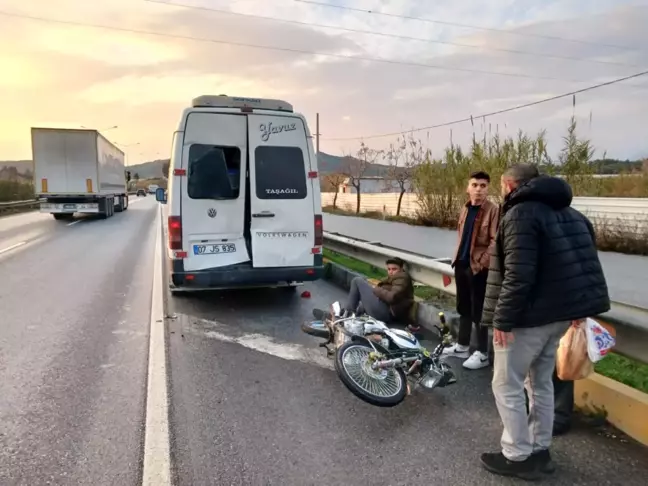 Manavgat'ta Motosiklet Kazası: 16 Yaşındaki Sürücü Yaralandı, 38 Bin TL Ceza!