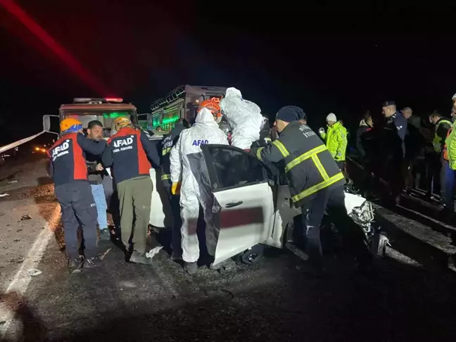 Niğde'de Trafik Kazası: 2 Ölü, 1 Yaralı