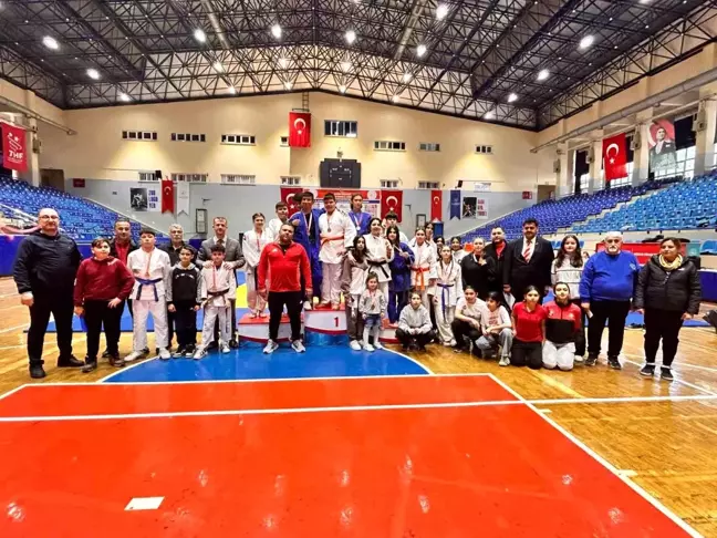 Aydın'da Okullar Arası Judo İl Birinciliği Müsabakaları Tamamlandı