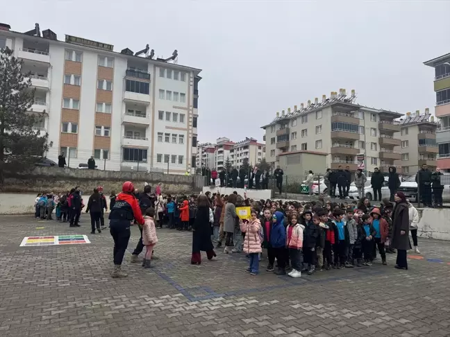 Tunceli'de Deprem Tatbikatı Gerçekleştirildi