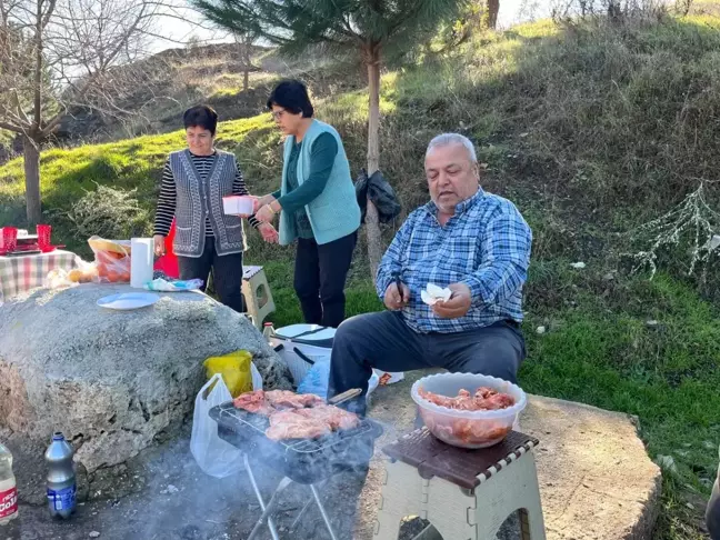 Aydın'da Güneşli Havalarda Piknik Keyfi