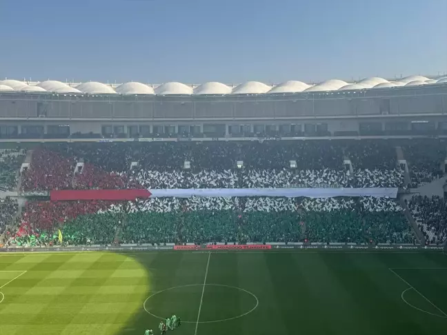 Bursaspor Taraftarından Filistin'e Destek Koreografisi