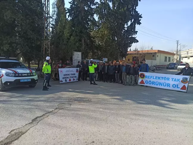 Gaziantep'te Traktör Sürücülerine Güvenli Tarım Eğitimi