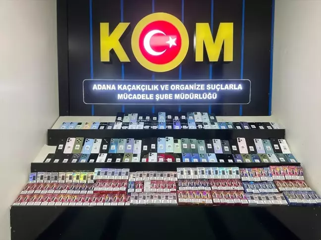 Adana'da Tırda 100 Kaçak Cep Telefonu ve 300 Elektronik Sigara Ele Geçirildi