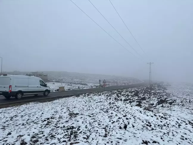 Kilis'te Yüksek Kesimlere Kar Yağdı