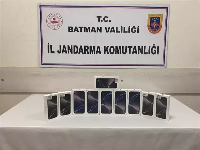 Hasankeyf'te Gümrük Kaçağı 10 Cep Telefonu Ele Geçirildi