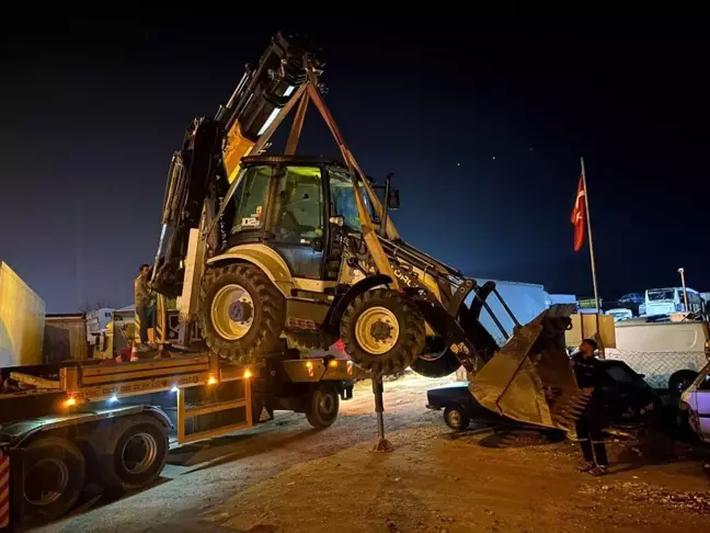 Edirne'de Kaçak Kazı Yapan 4 Kişi Suçüstü Yakalandı