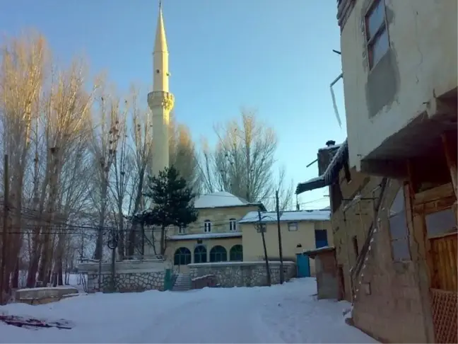 Bayburt'ta Dondurucu Soğuklar Hava Sıcaklıklarını Düşürdü