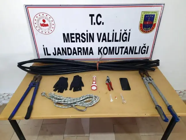 Mersin'de Kablo Hırsızlığı Yapan İki Kişi Tutuklandı