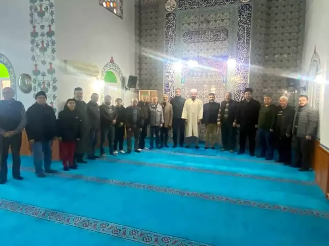 Karaca Ahmet Camii'nde Sabah Namazı Buluşması Gerçekleştirildi