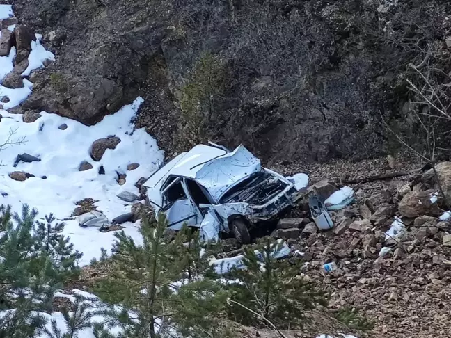 Gümüşhane'de Kontrolden Çıkan Otomobil Uçuruma Düştü: Sürücü Hayatını Kaybetti