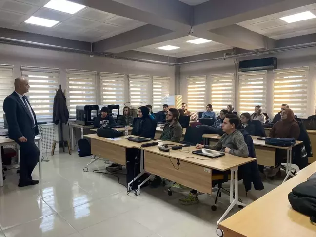 Trabzon Üniversitesi'nde C# ile Nesne Yönelimli Programlama Eğitimi Başladı