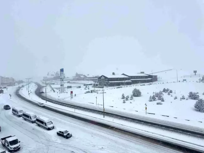 Erciyes'te Kar Yağışı: Kar Kalınlığı 80 Santime Ulaştı