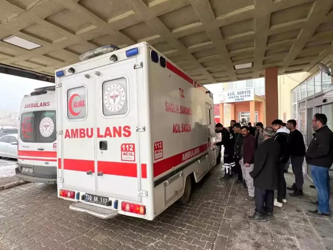 Hakkari'de Yemekten Rahatsızlanan 50 Öğrenciden 32'si Hastaneye Kaldırıldı