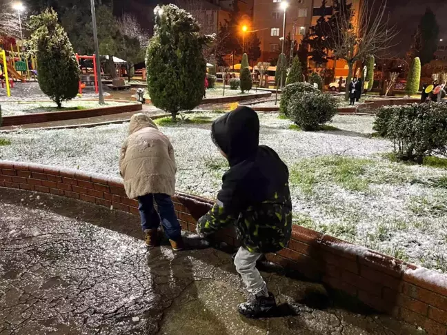 Küçükçekmece ve Esenyurt'ta Kar Eğlencesi