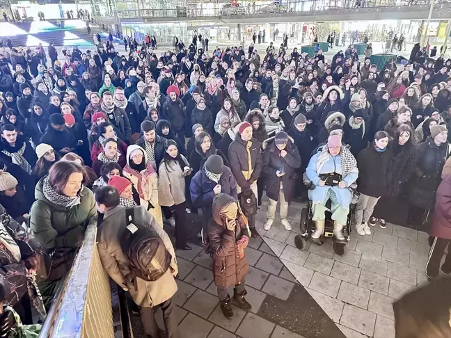 İsveç'te Okul Saldırısı Protesto Edildi