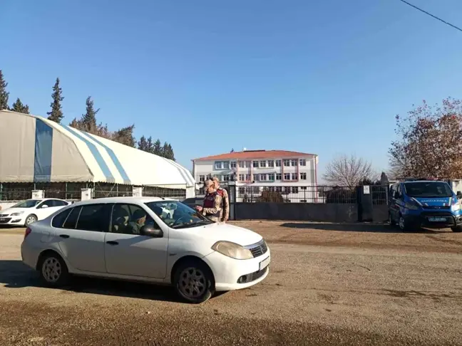 Gaziantep'te 'Huzurlu Okul Önleri ve Sokaklar' Uygulaması