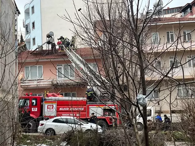 Bilecik'te İki Katlı Binada Yangın