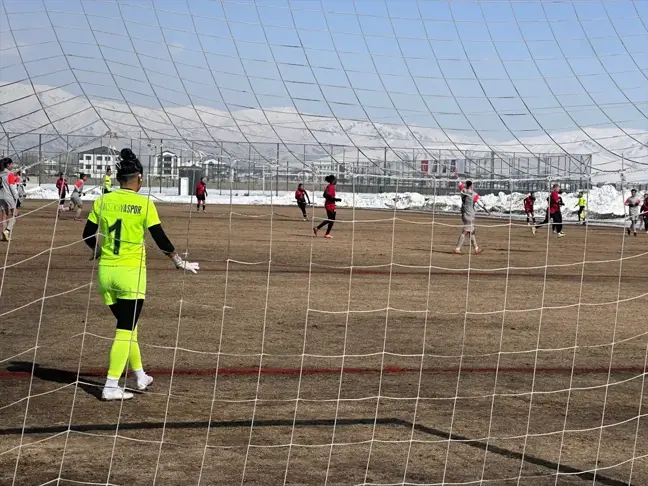 Kadınlar 1. Ligi Play-off Maçında Beraberlik