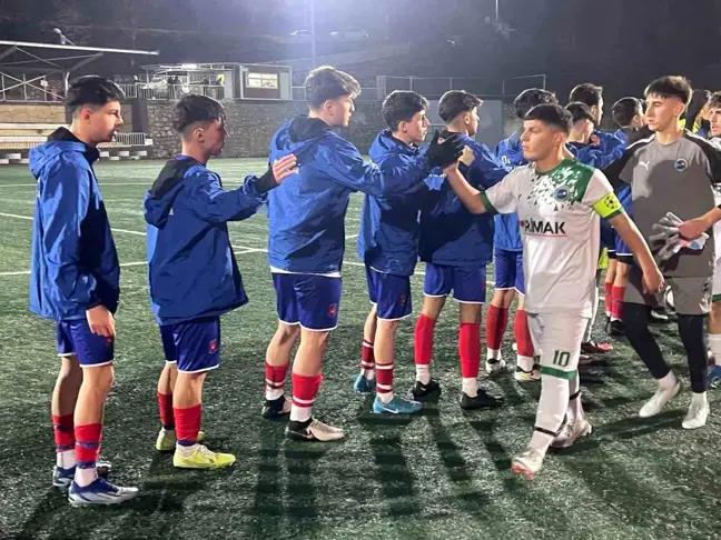 Kocaeli U17 Maçında Kontrol Kaybedildi, Kavga Çıktı