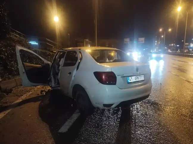 Maltepe'de Trafik Kazası: Sürücü Ağır Yaralandı