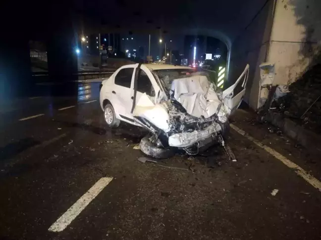 Maltepe'de Trafik Kazası: Sürücü Ağır Yaralandı