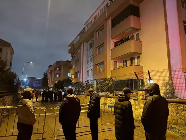 Tuzla'da Riskli Bina Tahliye Edildi