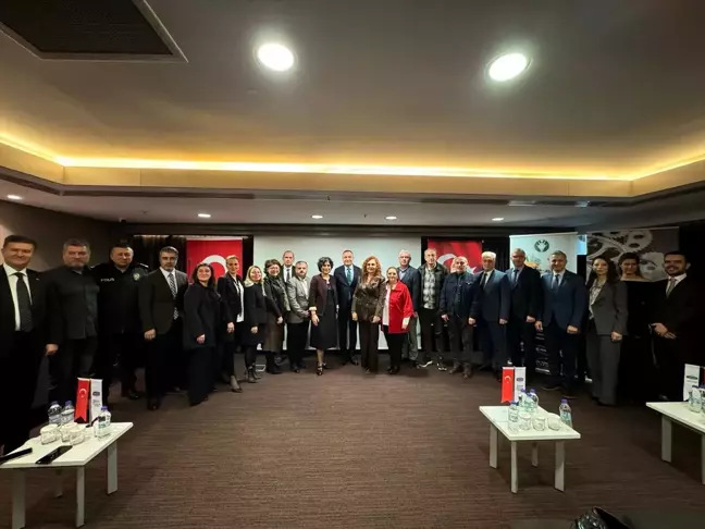 Kemalpaşa'da 'Bağımlılıkla Mücadelede Sanayi Elçileri' Projesi Tanıtıldı