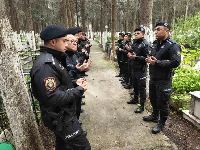 Şehit polis Fuat Kaplan mezarı başında anıldı