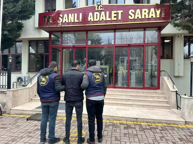 Kütahya'da Aranan Şahıs Yapılan Operasyonla Yakalandı