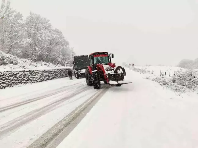 Sinop'ta Yoğun Kar Yağışı Ulaşımı Aksattı