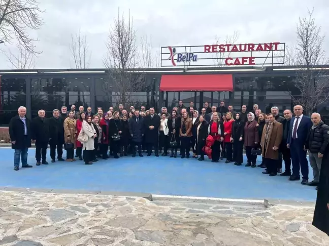 Ankaralılar ve Ankara'ya Hizmet Edenler Derneği Yönetim Kurulu Toplantısı Gerçekleşti