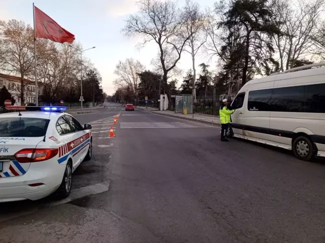 Kırklareli'nde Trafik Denetiminde 431 Sürücüye İşlem Yapıldı