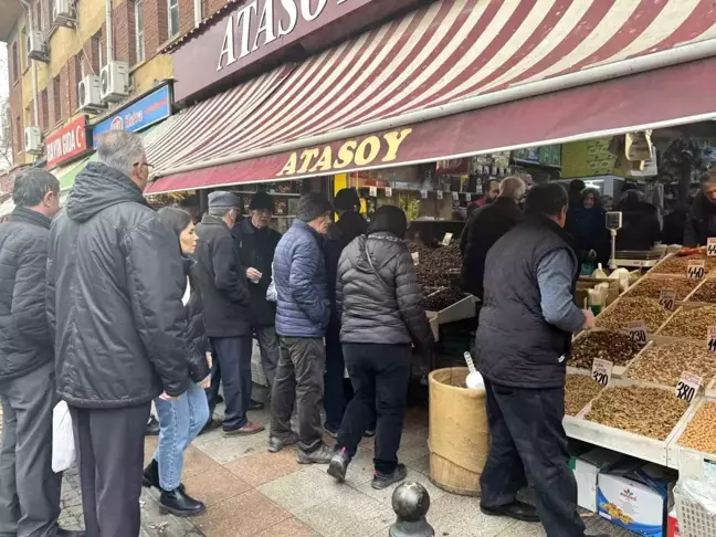 Eskişehir'de Ramazan Alışverişinde Yoğunluk