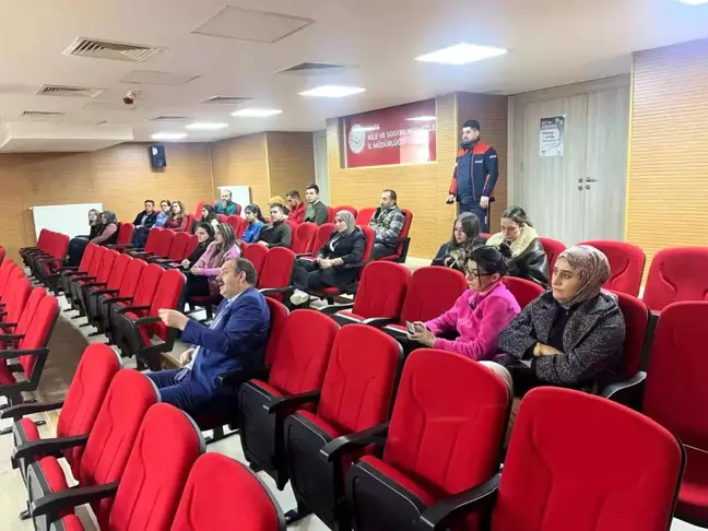 Kars'ta Afet Farkındalık Eğitimi ve Deprem Tatbikatı Düzenlendi