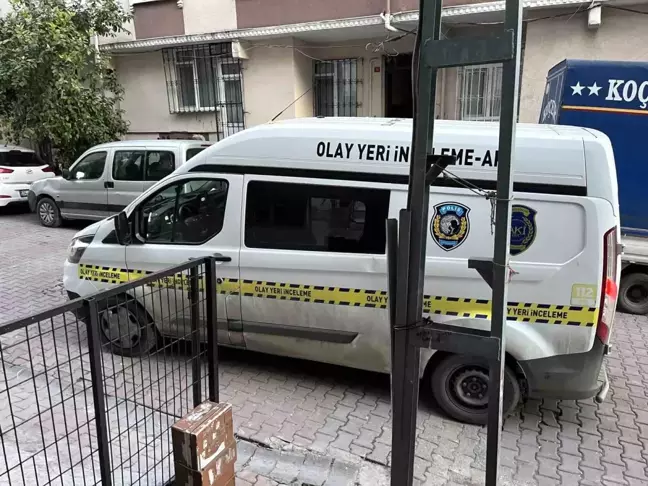 Küçükçekmece'de Silahlı Saldırı: 1 Yaralı, 3 Gözaltı