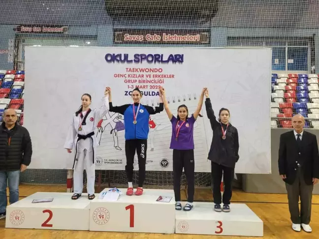 Düzceli Taekwondo Sporcuları Finallere Katılmaya Hak Kazandı